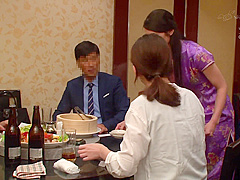 03H2924-My pussy is groped by a stalker during my part-time job while wearing a Chinese dress