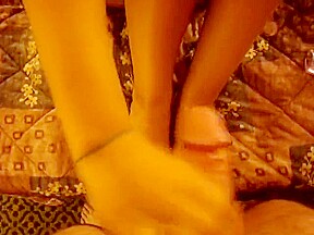 18 Year Old Native American Hottie Gives Her First Footjob!
