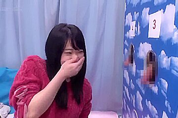 221128彼氏のチンチンを当てるやつe4