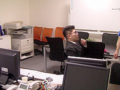 22B1903-Molester a mature cleaning woman the office