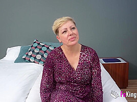 40 Years Old Fat Mature Sara Duval Is Divorced And Hungry