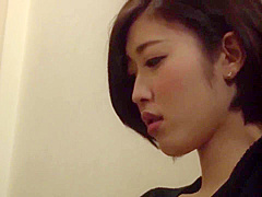 741m618-g02 A Heartbroken Married Woman Who Falls Into