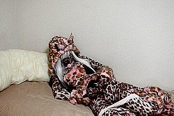 A Faceless Leopard
