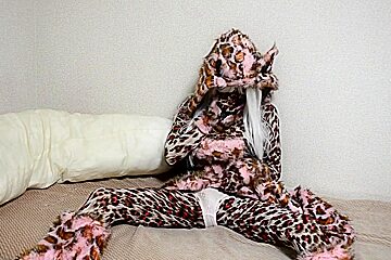 A Faceless Leopard