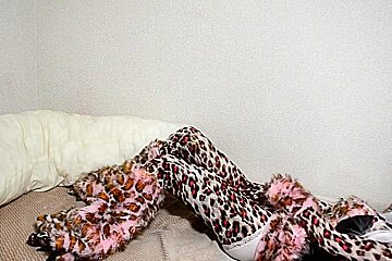A Faceless Leopard