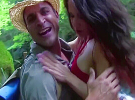 A Guy Has The Privilege To Anally Smash A Beautiful Girls Ass In The Forest