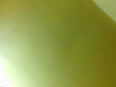 A Trois Dans Leur Chambre A Coucher