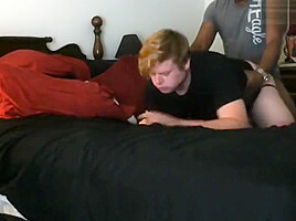 ANON 040 - DL BBC from Craigslist takes the condom off