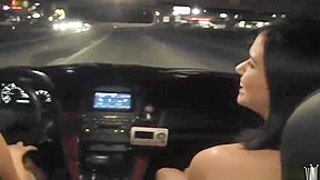 Admirable experienced woman is getting a nice cumshot