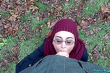 Afghan beauty gives forest blowjob