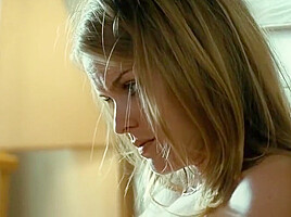 Alice Eve - Crossing Over (2009)