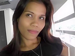 Amateur Asian hottie seduced into pleasing cock