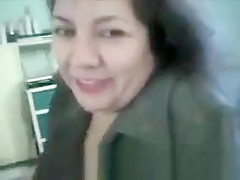 Amateur BBW Milf Gives Blowjob