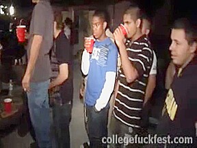 Amateur coed cock whore seen sucking dick