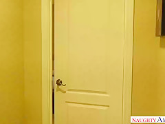 Amazing Step Mom Having Sex With Julia Ann