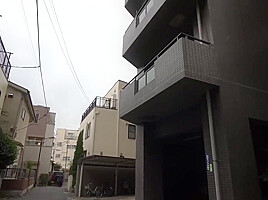 Aoz-296z 一人暮らしの女子大生を狙った侵入待ち伏せレ●プ映像