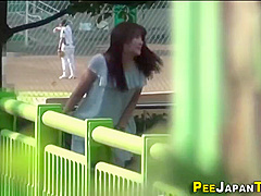 Asian Babe Watched Peeing