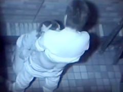 Asian couple has a quickie in the alley