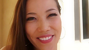 Asian deepthroat babe skullfucked