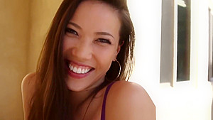 Asian deepthroat babe skullfucked