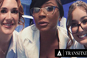 Avery Jane, Khloe Kay And Zariah Aura In Dolls Get Caught Fucking By Horny Scientist
