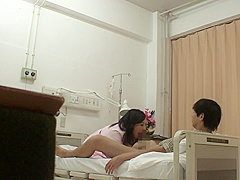 B2L1113-A mature nurse who encourages a patient is and has sex in the hospital room