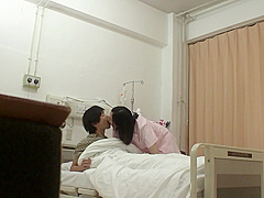 B2L1113-A mature nurse who encourages a patient is and has sex in the hospital room