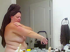 Bbw Peep Show In The Shower With Segway