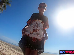 Beach Sex In Public With Big Ass Thai Girlfriend Who Has An Amazing Big Ass