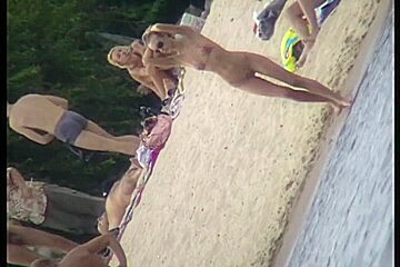 Beach porno video of a white skinny fit nude bitch in sunglasses