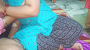 Beautiful Big Boobs Bhabhi Amazing Hardcore Sex!! Hotwife Sex