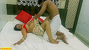 Beautiful Hot Bhabhi Uncut Hardcore Sex With Dirty Hindi Audio