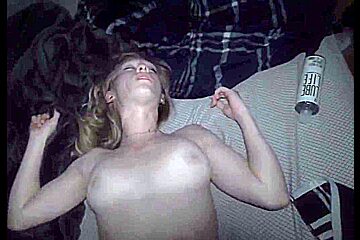 Beautiful White Girl Tries Anal For The First Time