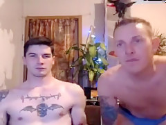 Besos y Chupadas Frente La Webcam - - more @ Gayboy ca