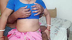 Bhabhi Ko Ghar Pe Akele Pa Kar Devar Ne Jam Ke Chut Mari,desi Indian Bhabhi Sex - 18 Years