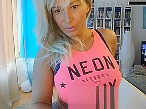 Big Boobs Wife Striptease