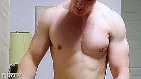 Big Dick teen 18+ Body Builder Fucks Hot Porn Newbie *beautiful Tits