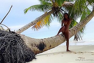 Big Tit College Babe Solo Mast