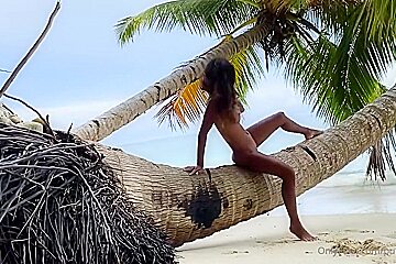 Big Tit College Babe Solo Mast