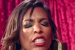 Big ass ebony shemale lap dancer fucking