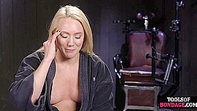 Bigass BDSM babe anally toyed by master in 1st BDSM lesson