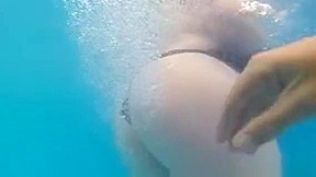 Bigassed Beauty Bounces