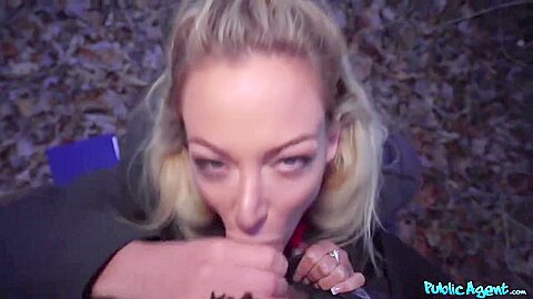 Big-eyed Kinky Milf Isabelle Deltore Flashes Her Pie
