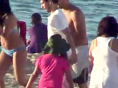 Bikini en la Playa #01