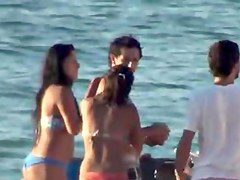 Bikini en la Playa #01