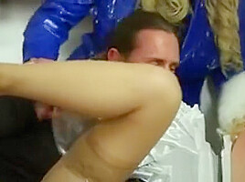 Bizarre Sluts Pissing
