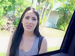 Black haired babe fucks for easy cash