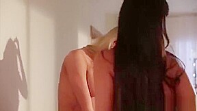 Blonde & Brunette Have A 3some At Spa