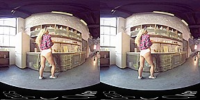 Blonde Strips For Breakfast - StasyQVR