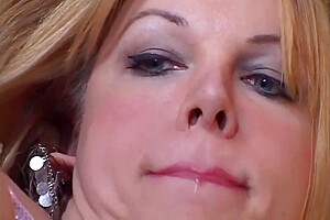 Blonde Tranny Has Fun Alone